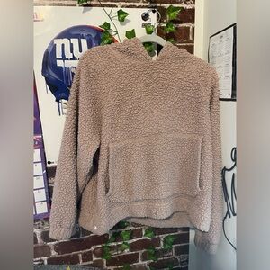 American Eagle pink fuzzy sweater cropped